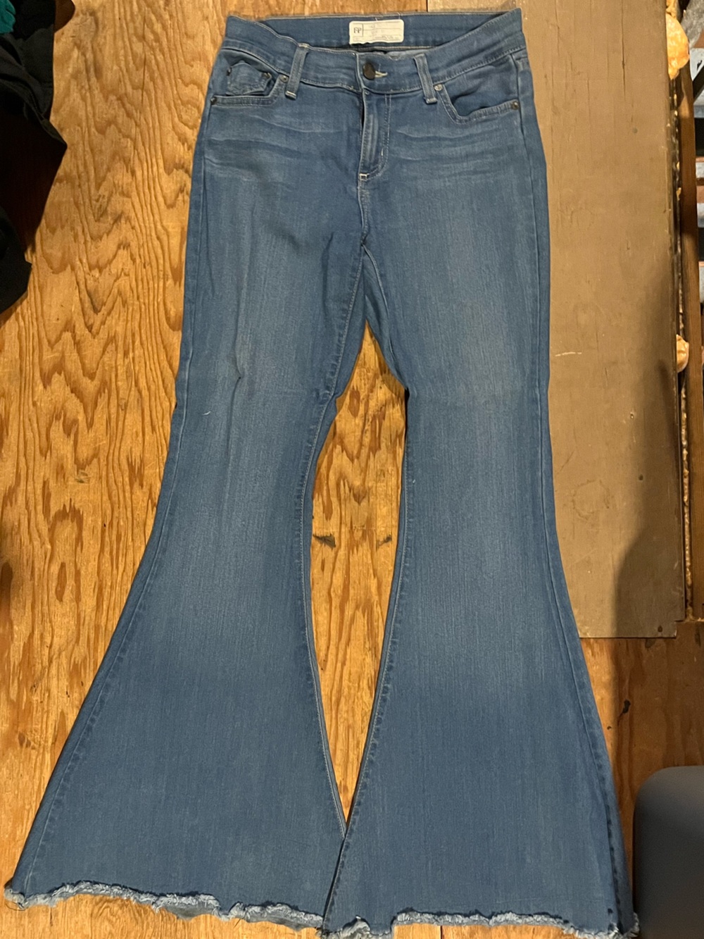 Free people  Women's High-Rise extreme Flared Jeans